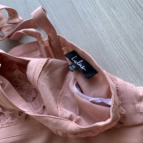 Lulus - Picture 3 of 5